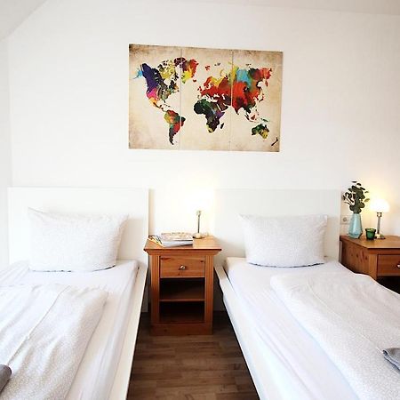 Homie Stay Zell - Apartment Mit Privatparkplatz Zell am Main エクステリア 写真