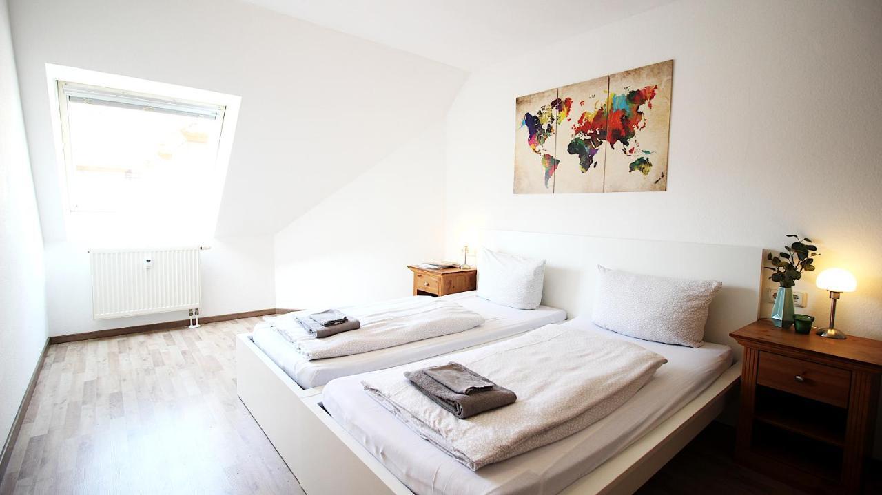 Homie Stay Zell - Apartment Mit Privatparkplatz Zell am Main エクステリア 写真