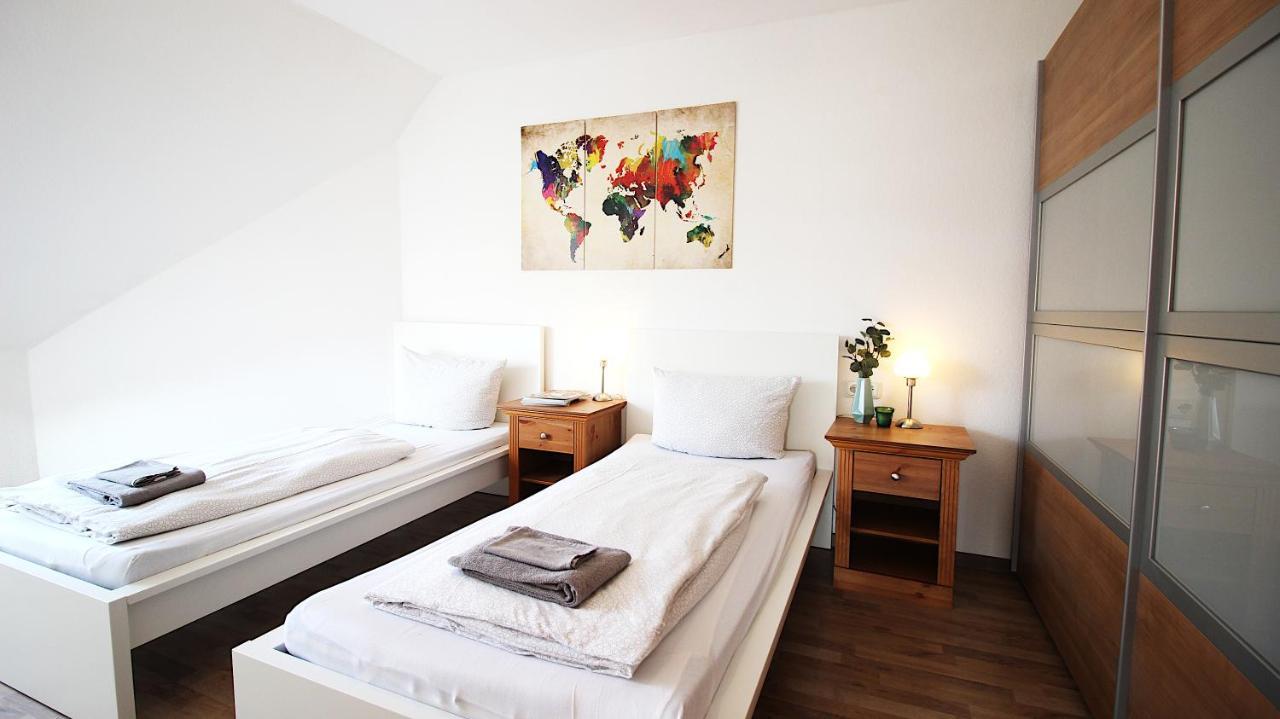 Homie Stay Zell - Apartment Mit Privatparkplatz Zell am Main エクステリア 写真