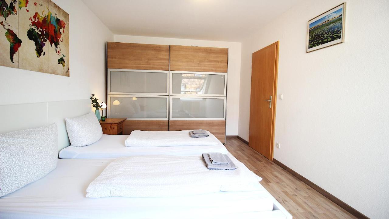 Homie Stay Zell - Apartment Mit Privatparkplatz Zell am Main エクステリア 写真