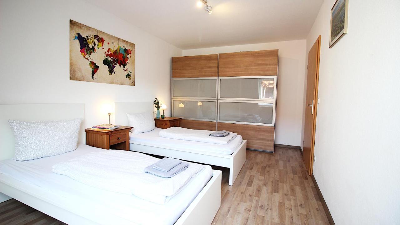 Homie Stay Zell - Apartment Mit Privatparkplatz Zell am Main エクステリア 写真