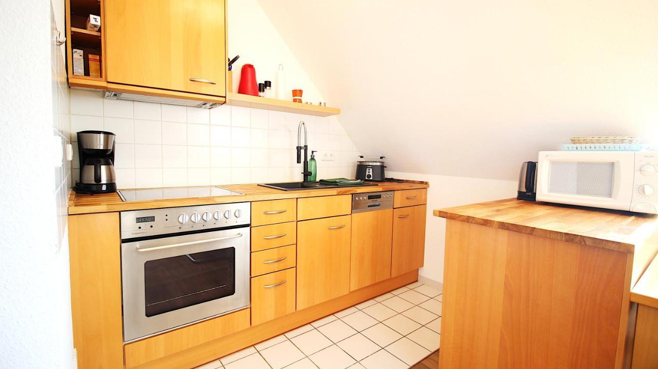 Homie Stay Zell - Apartment Mit Privatparkplatz Zell am Main エクステリア 写真